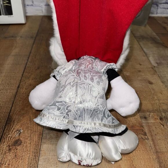 LONDON EXCLUSIVE QUEEN MINNIE PLUSH TOY DISNEY - Picture 10 of 13